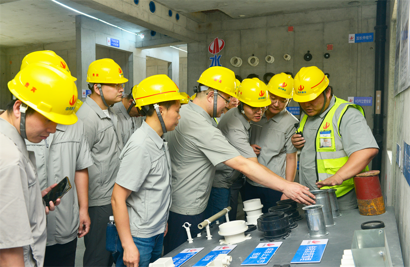 为进一步推进优质客户高效履约，提升交付品质、达成客户满意，2025年6月25日，环球360建设集团在上海组织召开2025年越秀地产、华润置业客户履约推进会。